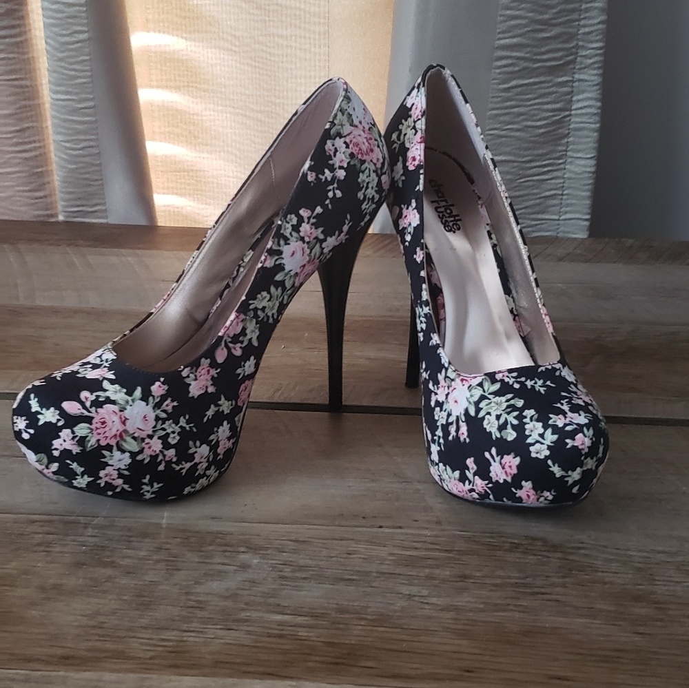 Platform heels